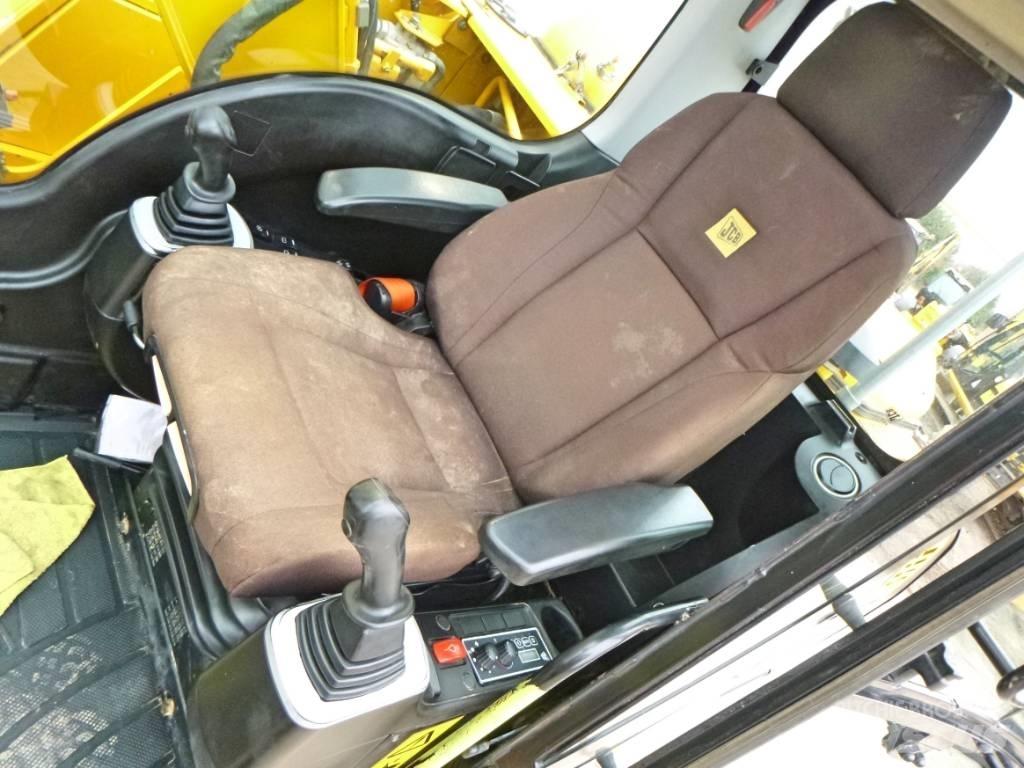 JCB JS 130 LC Escavatori cingolati