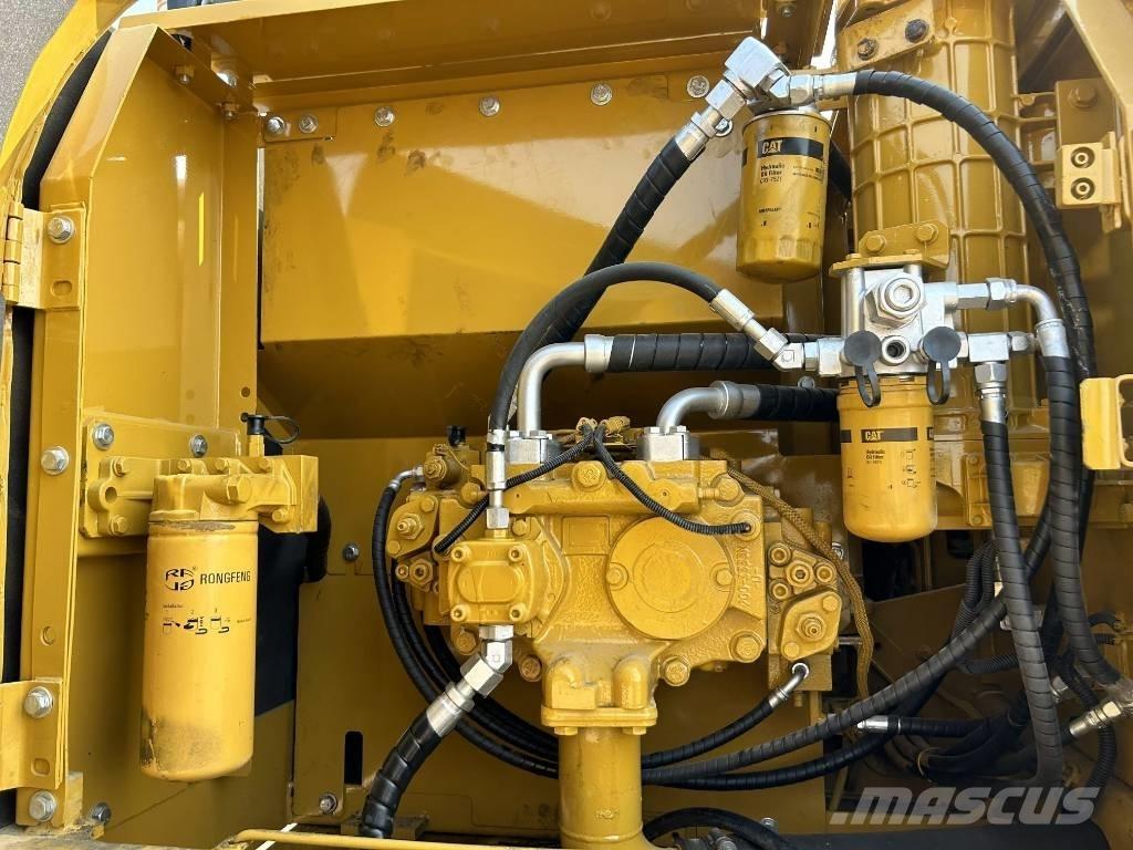 CAT 320 D L Escavatori cingolati