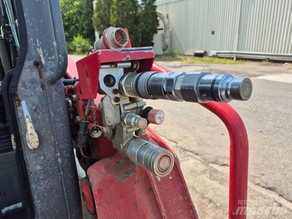 Takeuchi TL 8 Mini Pale Gommate