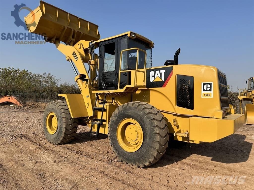 CAT 966G Pale gommate