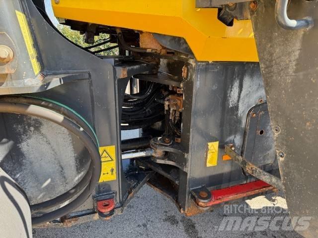 Komatsu WA 380-5H Pale gommate