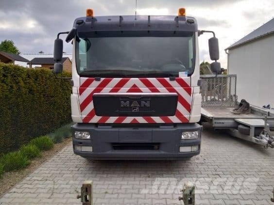 MAN TGM Camion con sponde ribaltabili