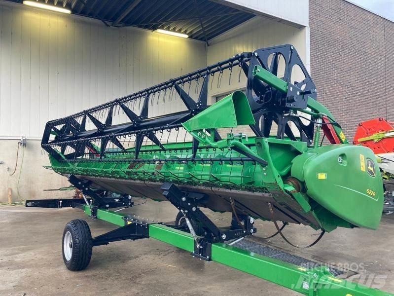 John Deere T 550 i Mietitrebbiatrici