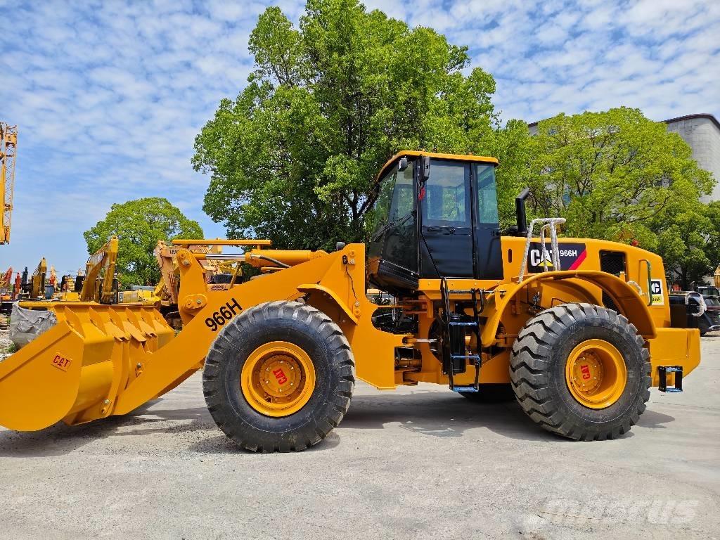 CAT 966 H Pale gommate