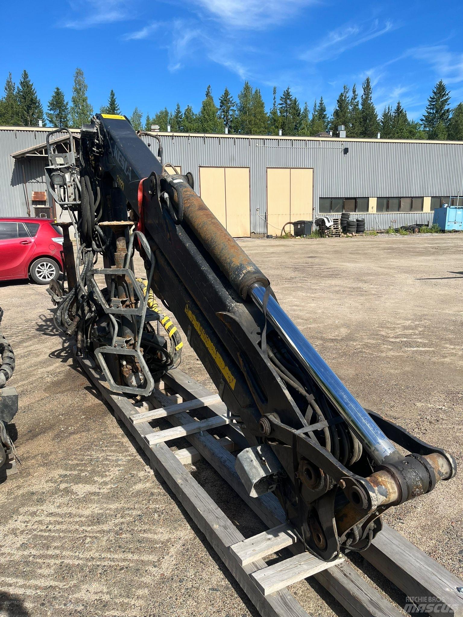 Kesla 2112 T Gru per legname