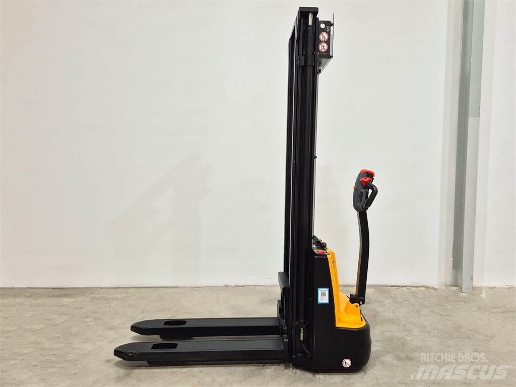  ESA121 2S360 Transpallet uomo a terra