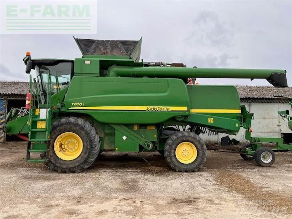 John Deere T670 Mietitrebbiatrici
