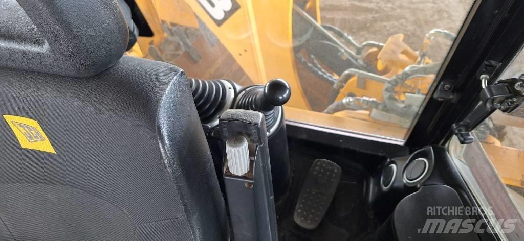 JCB 3 CX Terne