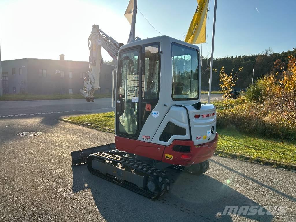 Takeuchi TB 225A V3 Miniescavatori