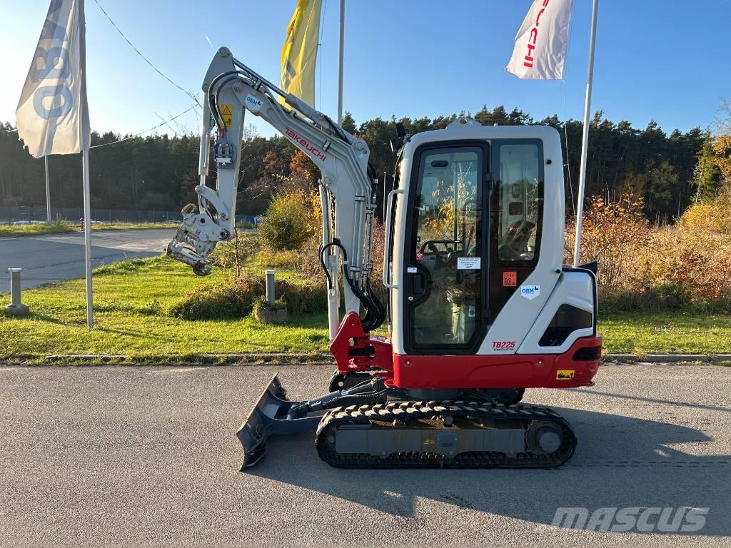 Takeuchi TB 225A V3 Miniescavatori