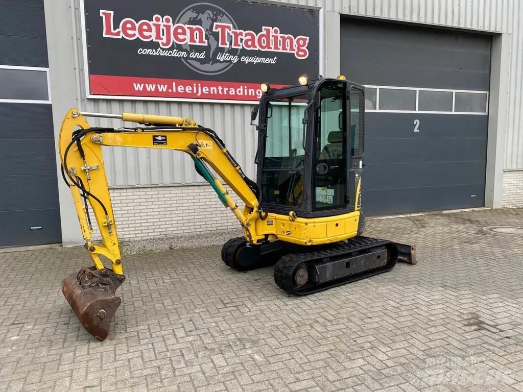 Komatsu PC26MR-3 Miniescavatori