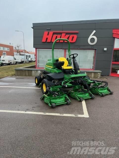 John Deere 9009 Tosaerba professionali rough, trim e surrounds