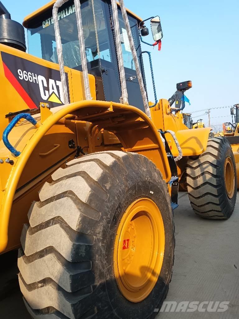 CAT 966 H Pale gommate
