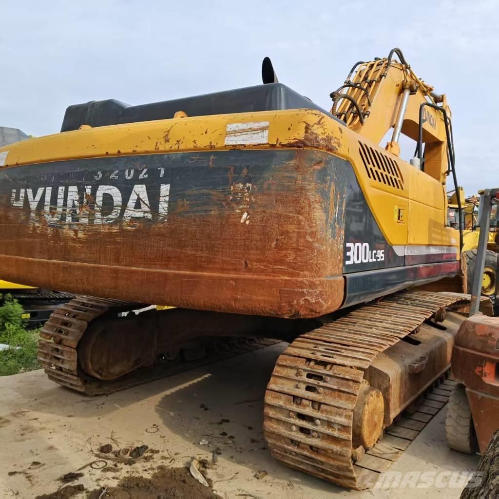 Hyundai R300LC Escavatori cingolati