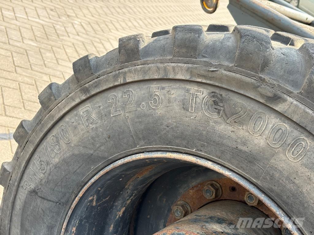 Hyundai 160W9-A Escavatori gommati