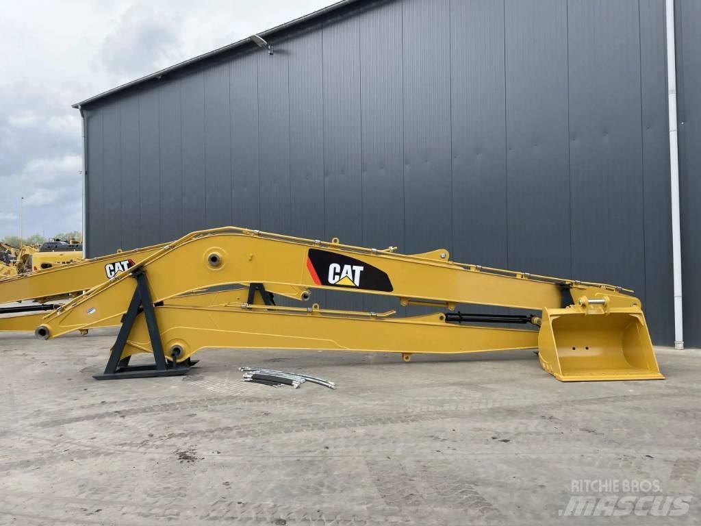 CAT 323D 15m Set Retroescavatori