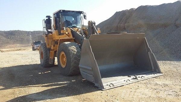 Volvo L180G Pale gommate