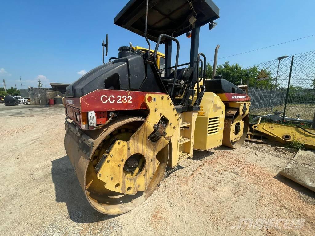 Dynapac CC 232 Rulli a doppio tamburo