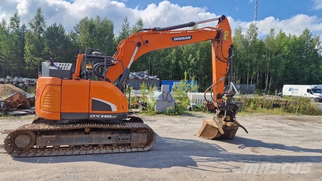 Doosan DX 140 LCR Escavatori cingolati