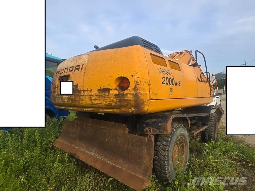 Hyundai Robex 2000W Escavatori gommati