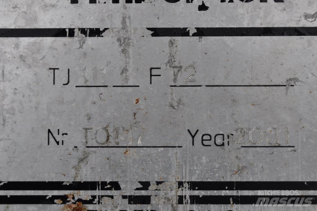  TJ 111 F72 Gru per esbosco