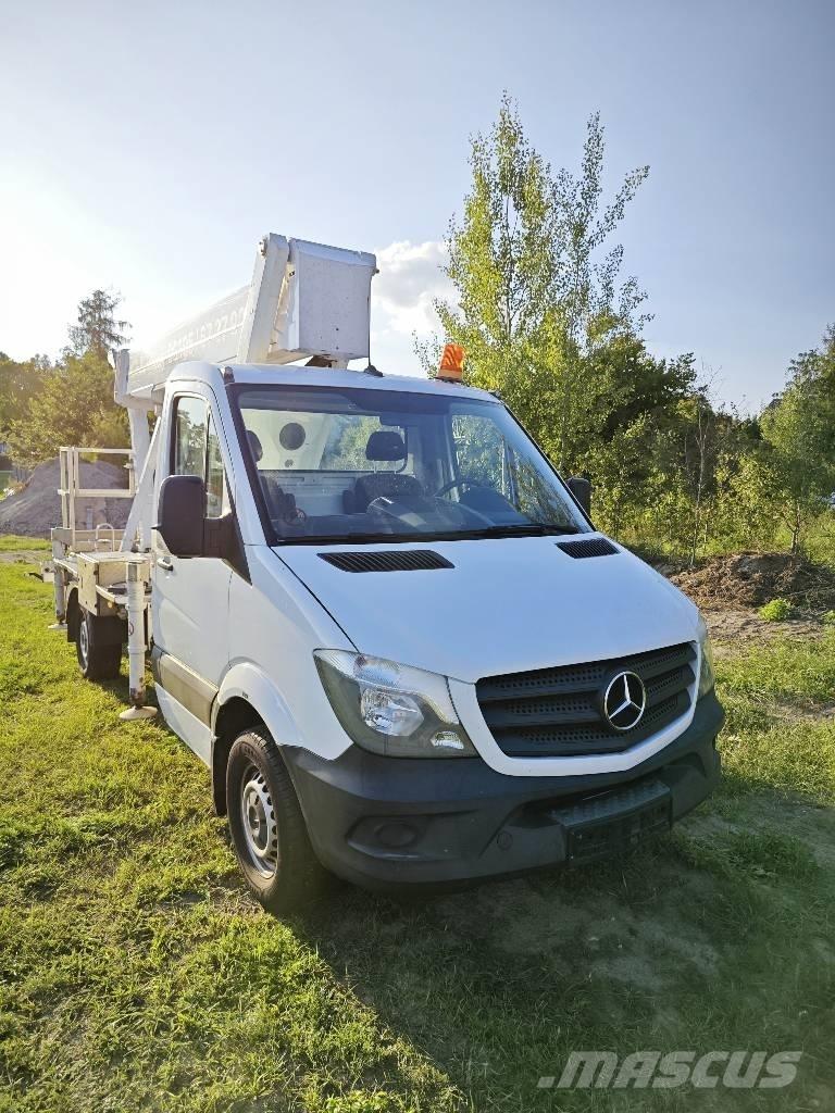 Palfinger P 250 BK Piattaforme autocarrate
