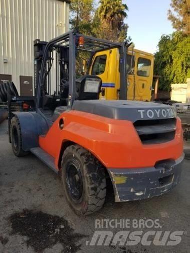 Toyota 8FD70U Carrelli elevatori diesel