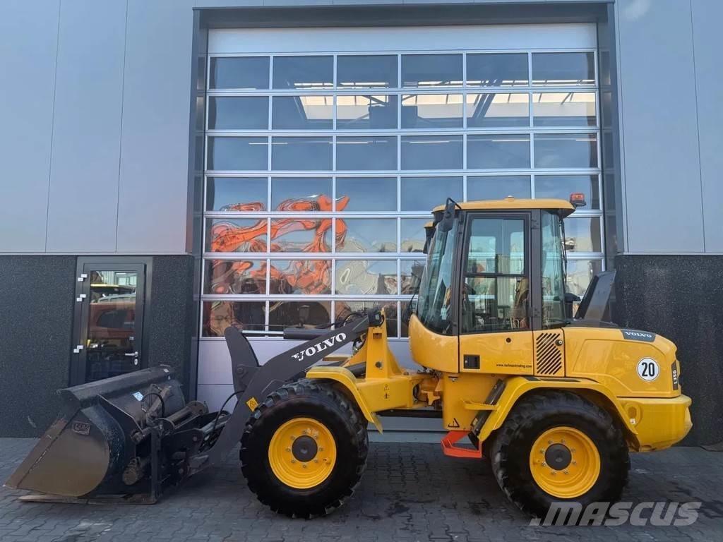 Volvo L35G Pale gommate
