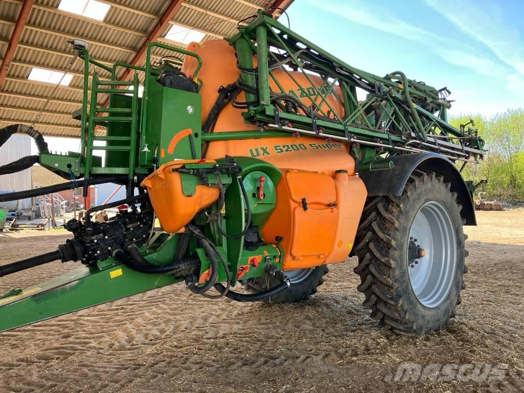Amazone UX 5200 Irroratrici trainate