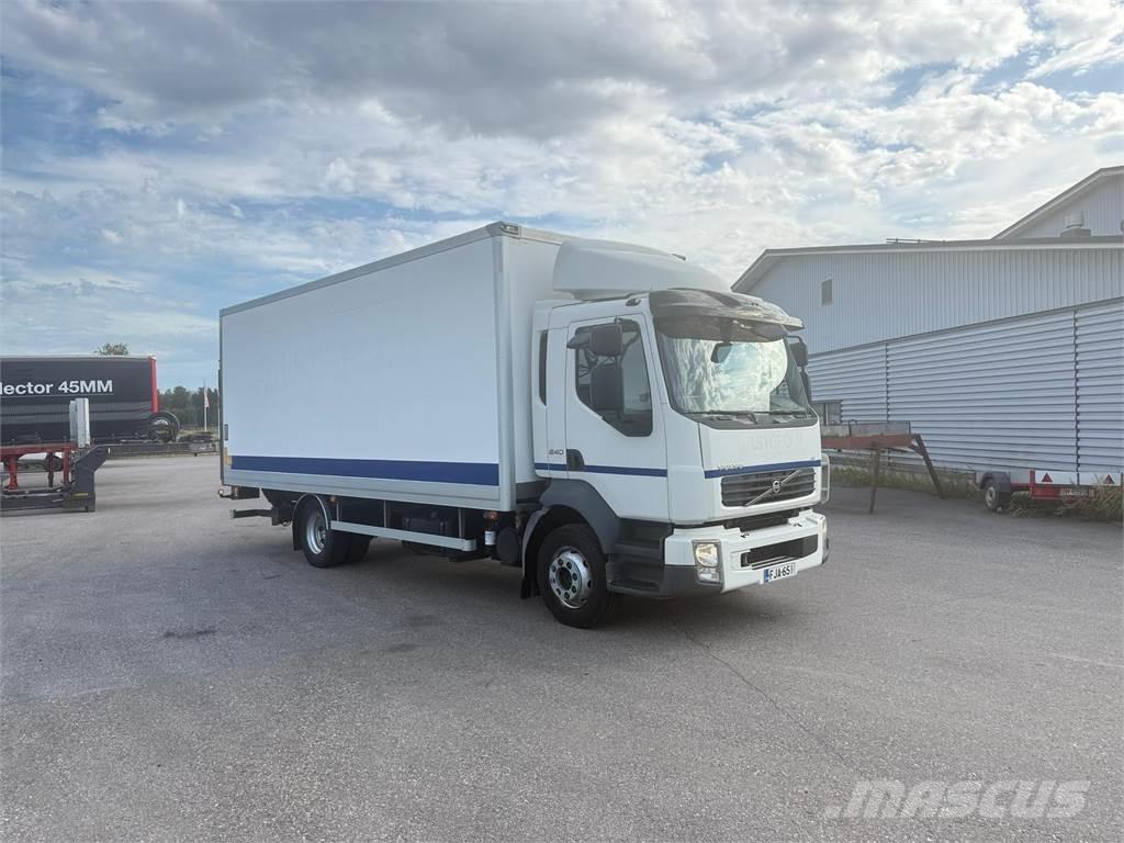 Volvo FL240 4x2 Camion cassonati