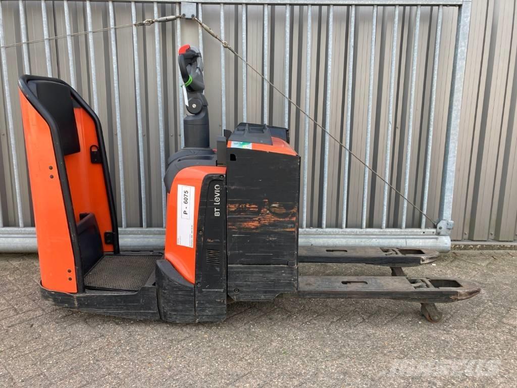 Toyota LPE200 Carrelli elevatori bassi a piattaforma