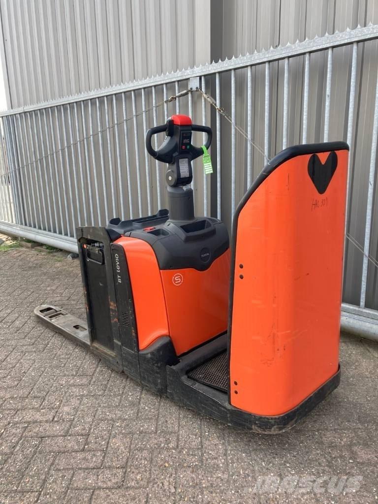 Toyota LPE200 Carrelli elevatori bassi a piattaforma