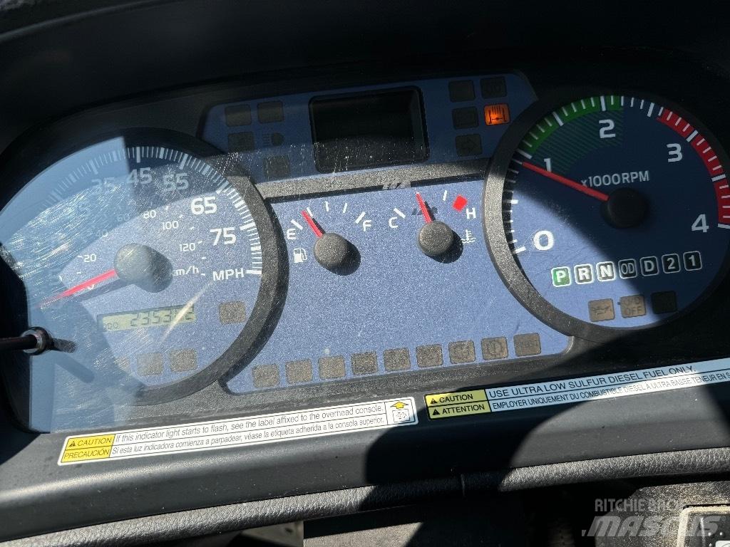 Hino 238 Camion cassonati