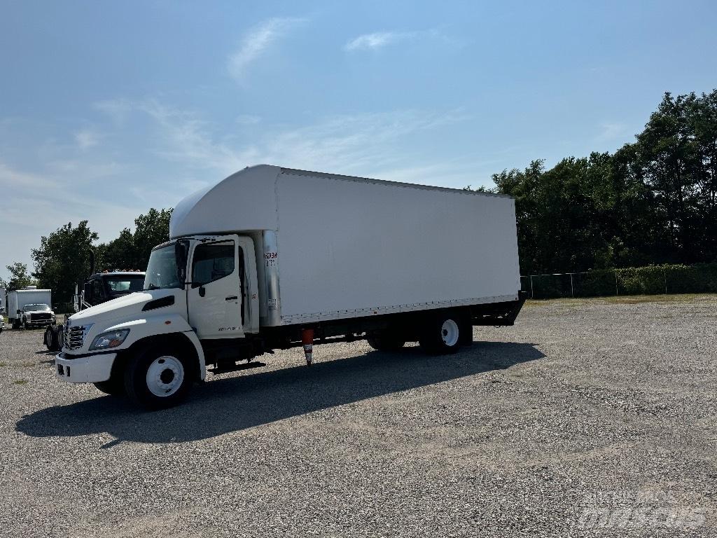 Hino 238 Camion cassonati