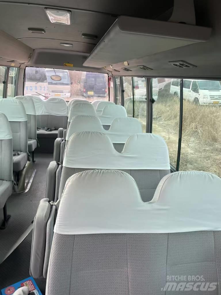 Toyota Coaster Autobus interurbani