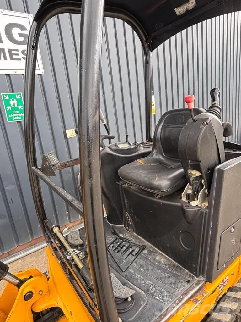 JCB 8018 CTS Miniescavatori