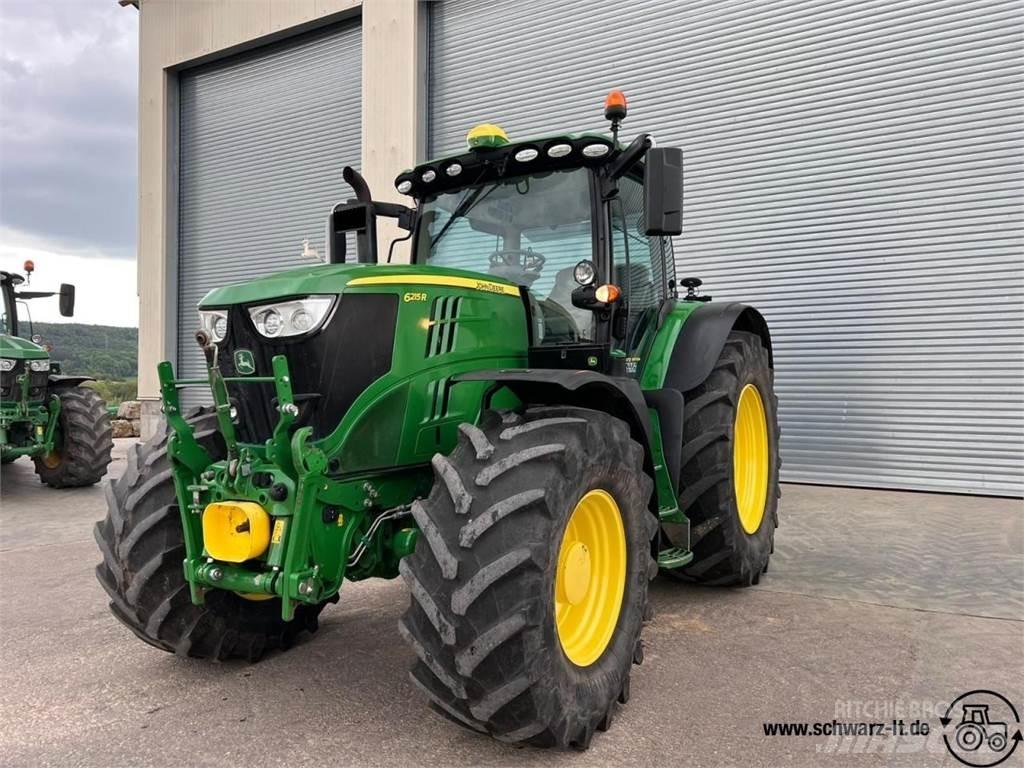 John Deere 6215R Trattori