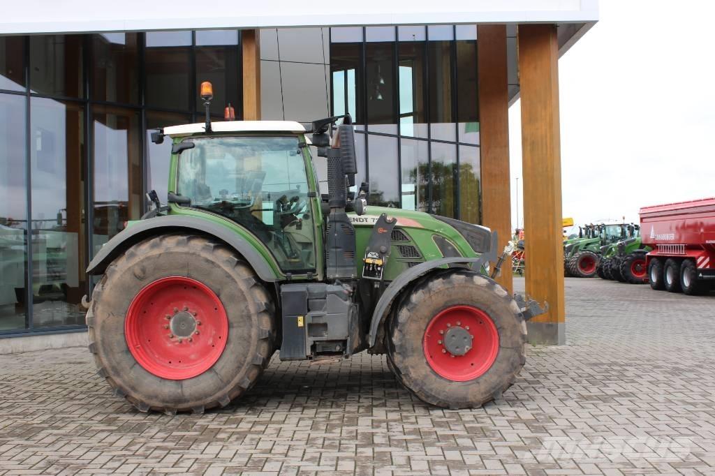 Fendt 724 Profi Plus Trattori