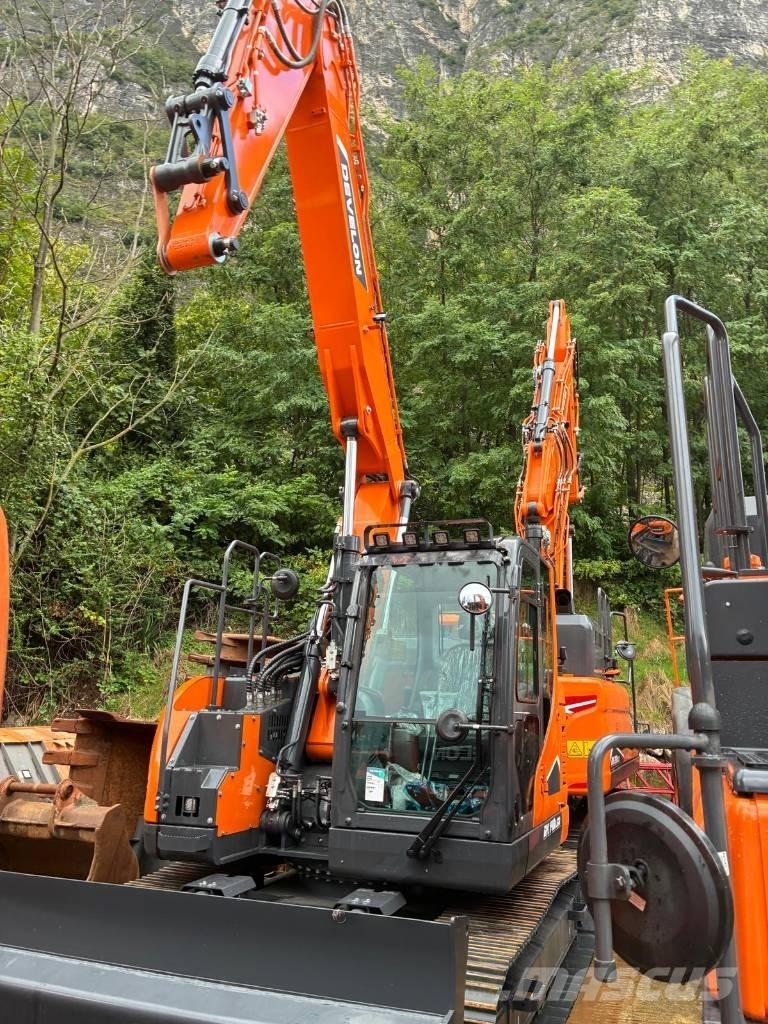 Develon DX 140 LCR-7 Escavatori cingolati