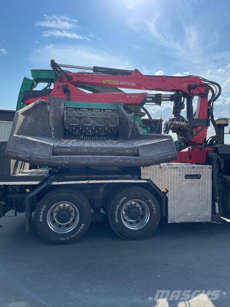 JENZ HEM 583 Cobra Cippatrice