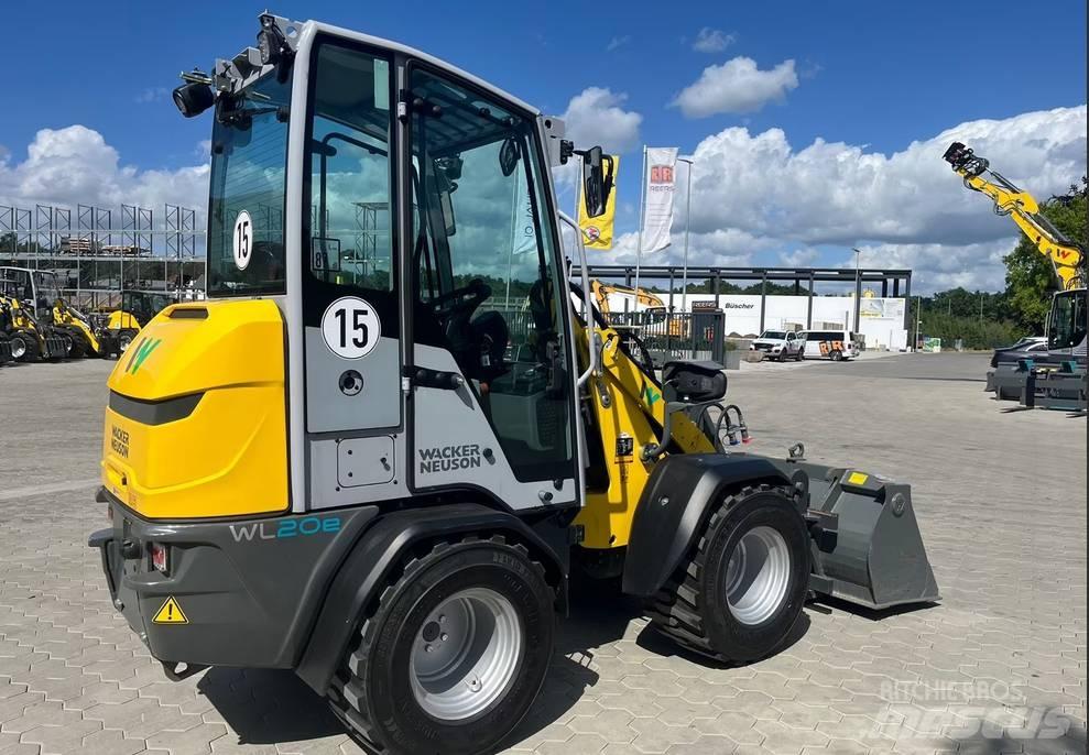 Wacker Neuson WL 20e Pale gommate