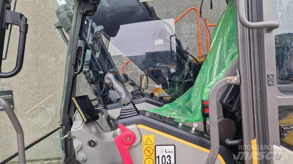 Volvo EC 250 EL Escavatori cingolati