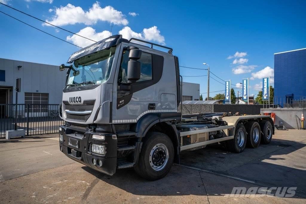 Iveco X-WAY 460 Camion con gancio di sollevamento