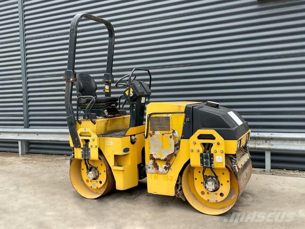 Dynapac CC102 Rulli a doppio tamburo