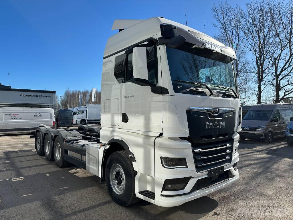 MAN TGX 35.540 8X4-4 Autocabinati