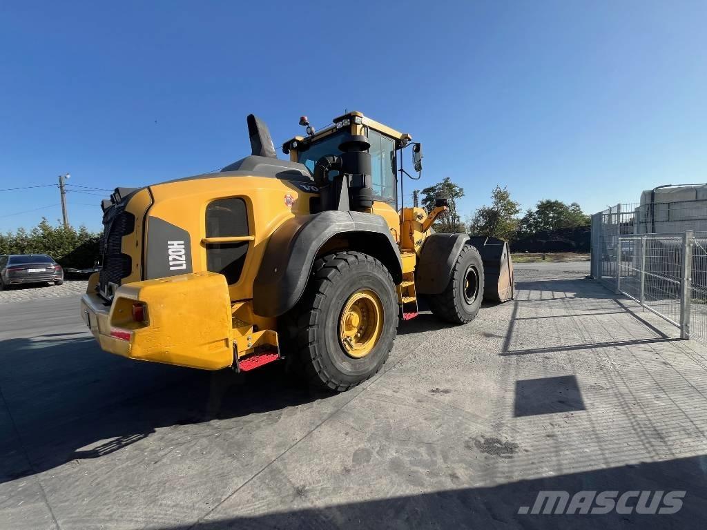 Volvo L 120 H Pale gommate