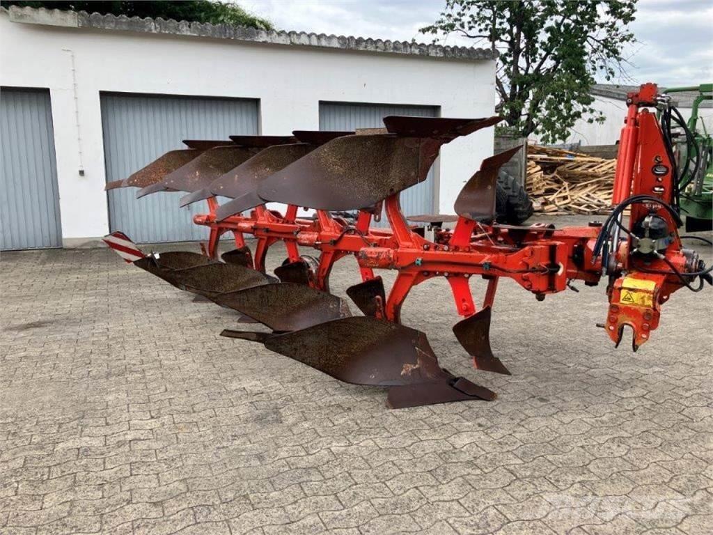 Kuhn Varimaster Aratri convenzionali