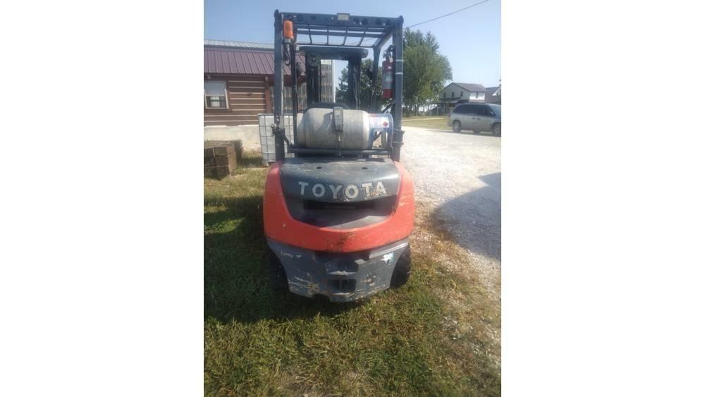 Toyota 8fu25 Carrelli elevatori-Altro