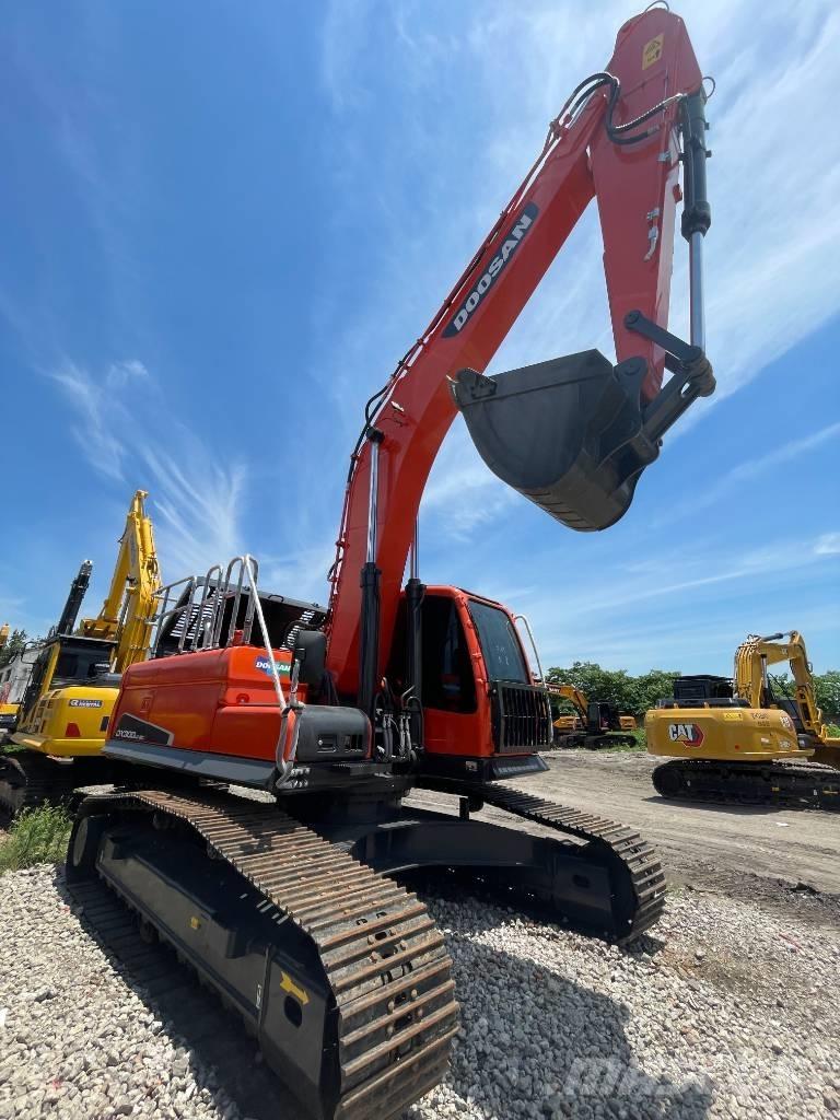 Doosan DX 300 Escavatori cingolati
