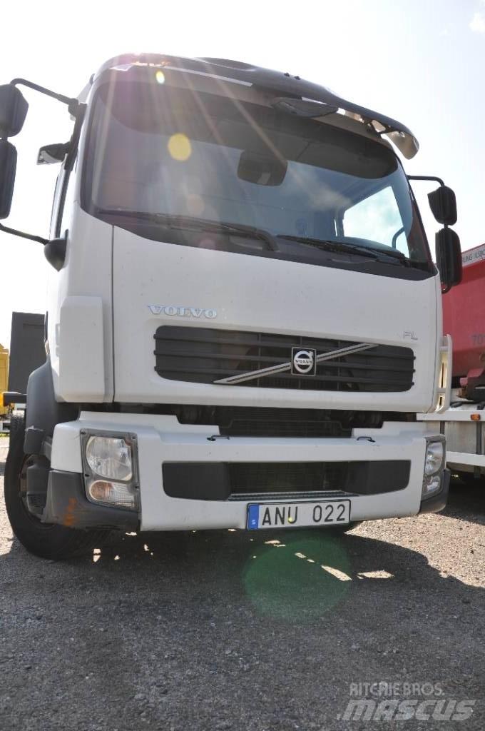 Volvo FL240 4x2 Autocabinati